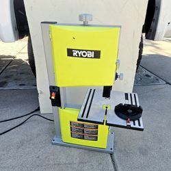 RYOBI corded 9in. Band Saw