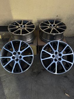 17 inch Toyota Corolla and Prius Rims 5x100