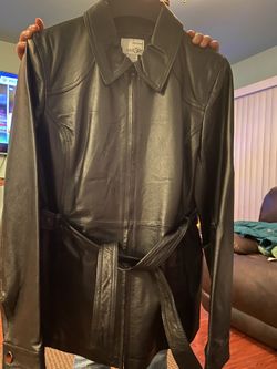 Women’s leather jacket