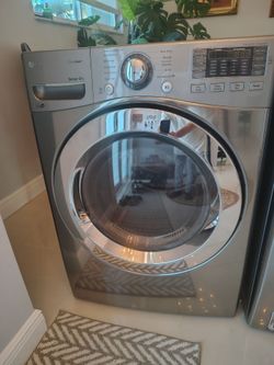 Dryer in perfect condition.