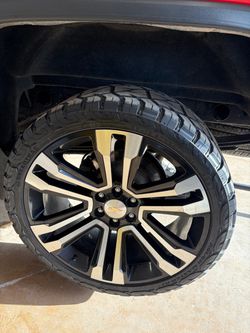 33/250/24 tires and 24" rims 