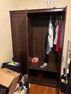Wardrobe Closet