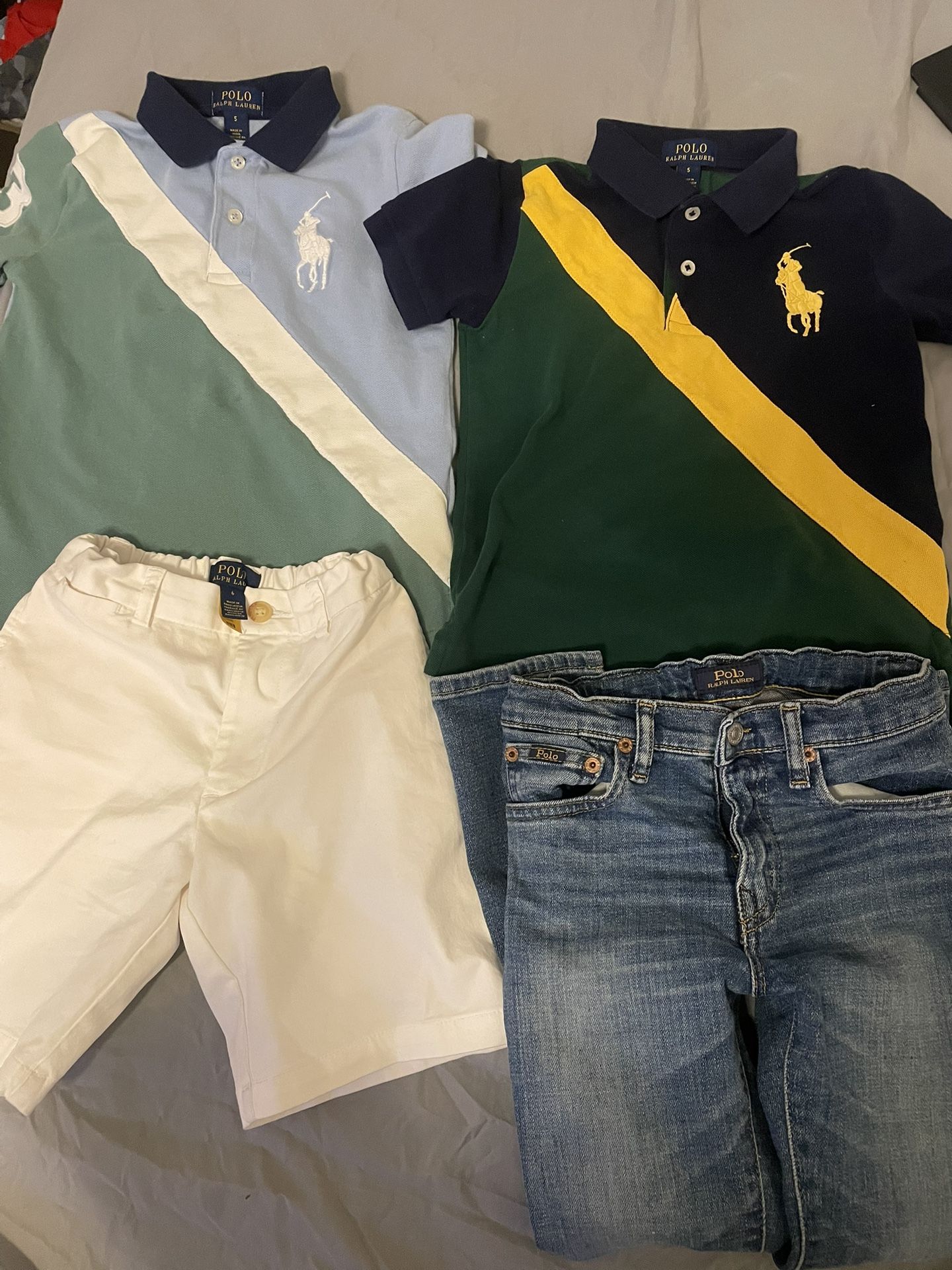 Boys POLO Bundle !!!Shirts 5t..POLO Shorts & Jean pants 6t ..!! (Come to mee)