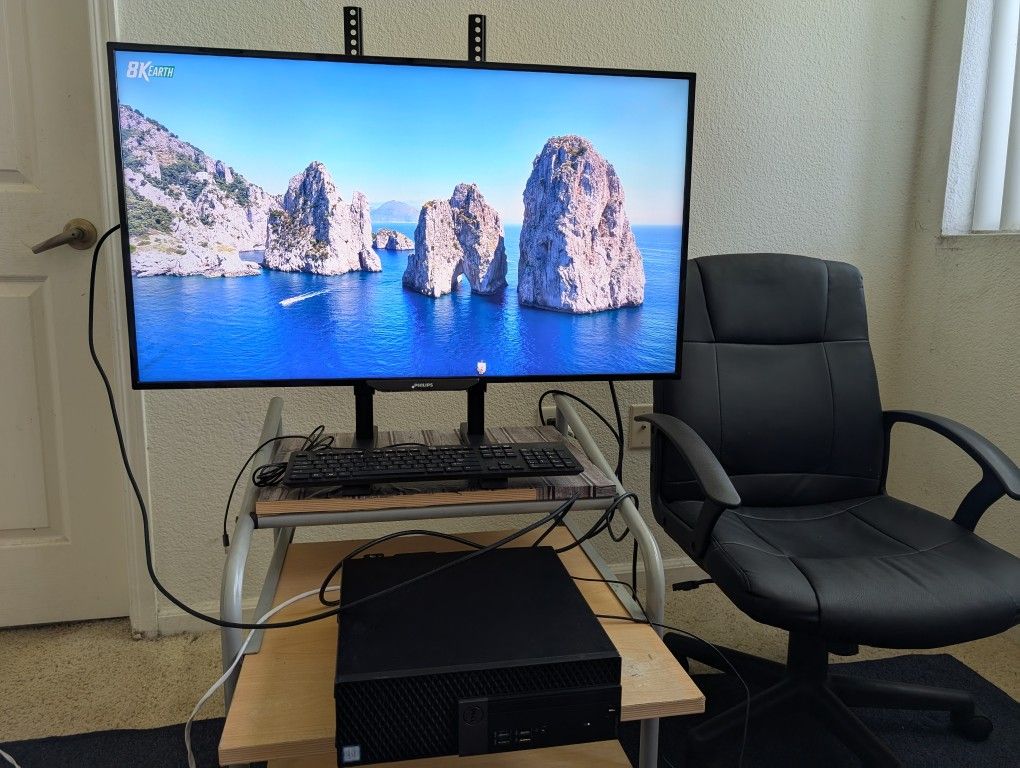 Dell OptiPlex 5050 Small Form Factor Windows 11 Pro + 40 Inch 4K UHD Monitor