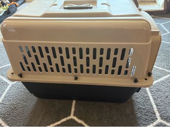 Large Pet Taxi and New Puppy Pads
