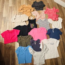 JUNIORS  SMALL TOPS
