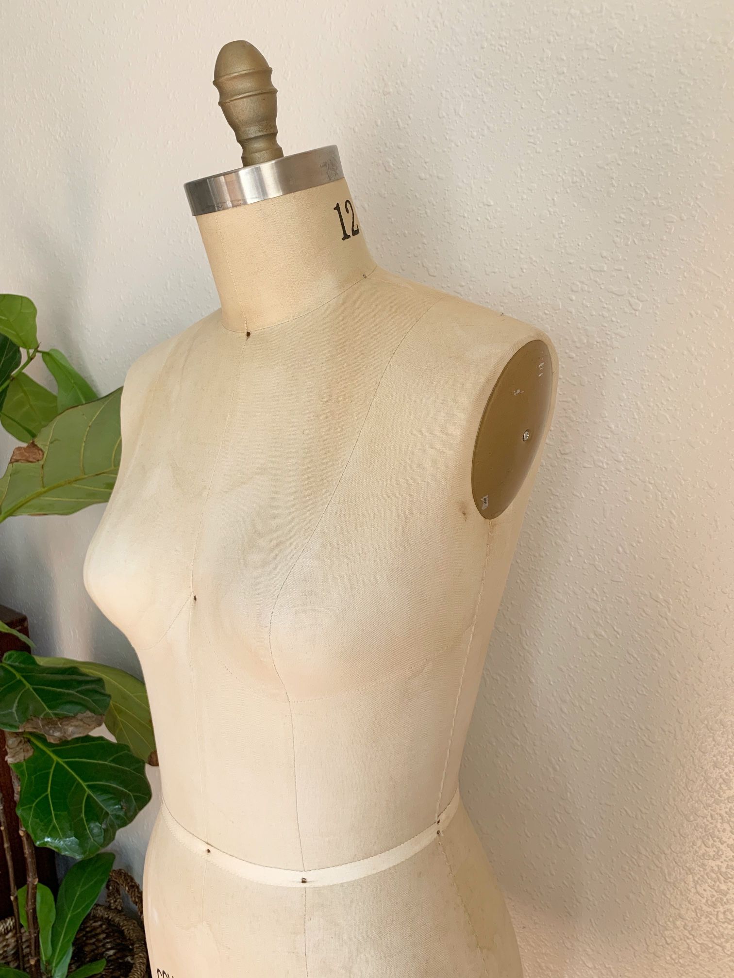 vintage sewing dress form for Sale in Helotes, TX OfferUp