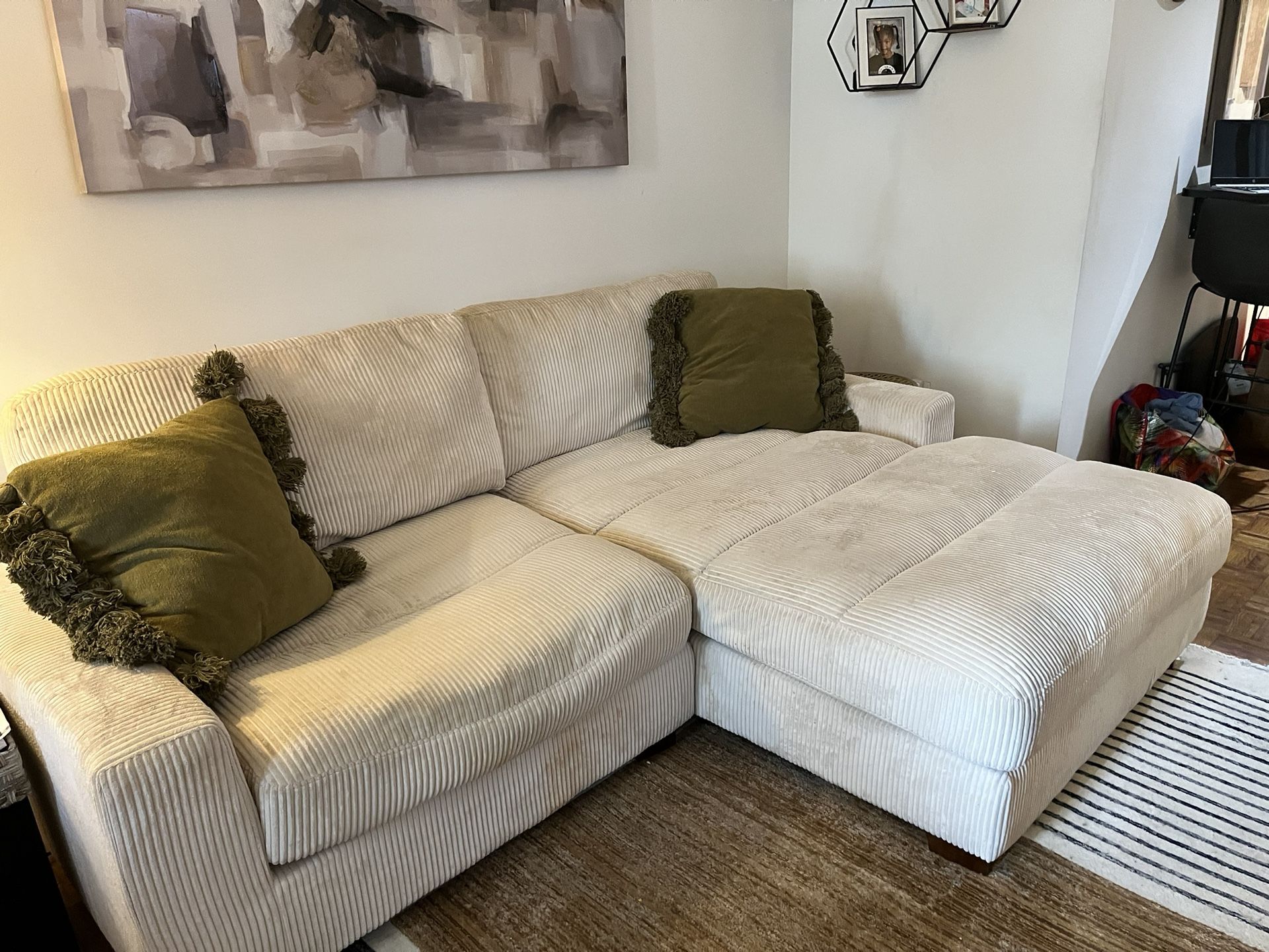 Sofa/loveseat