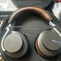 Shure Aonic 50 Wireless Headphones