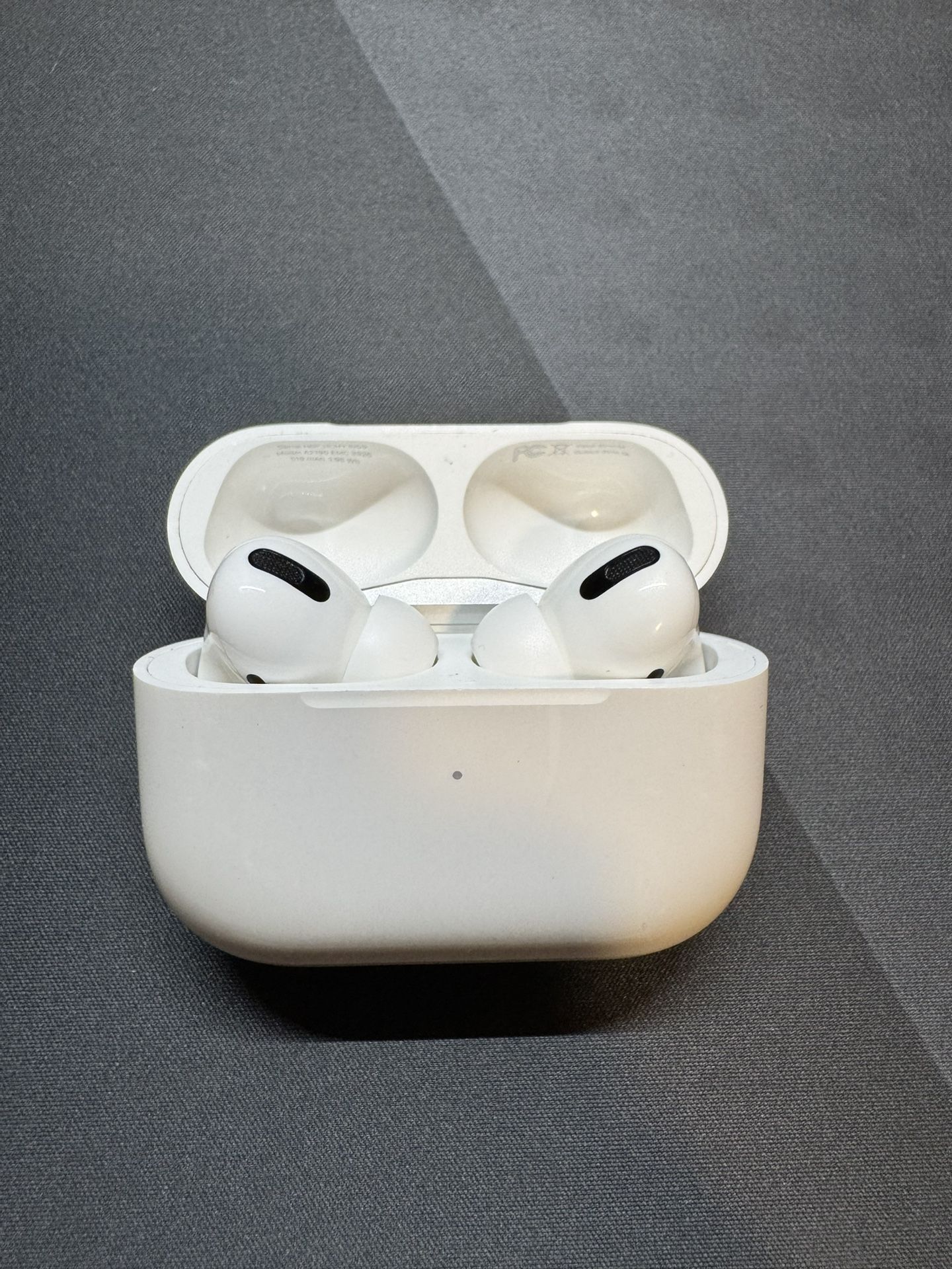 Apple AirPods Pro (1st gen)