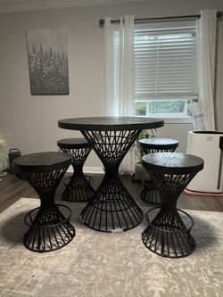 New  Table And 4 Stools 