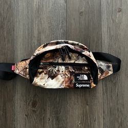 Supreme The North Face Tree Camo Fanny