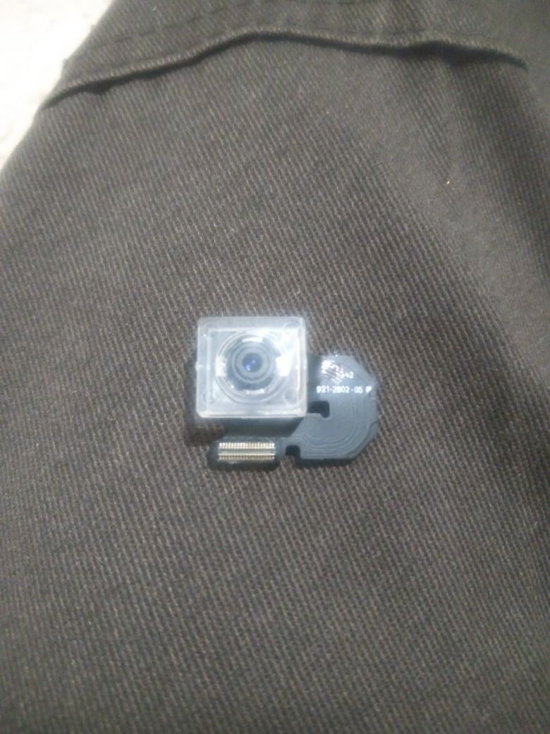 Selling A New iPhone 6S Plus Back Camera