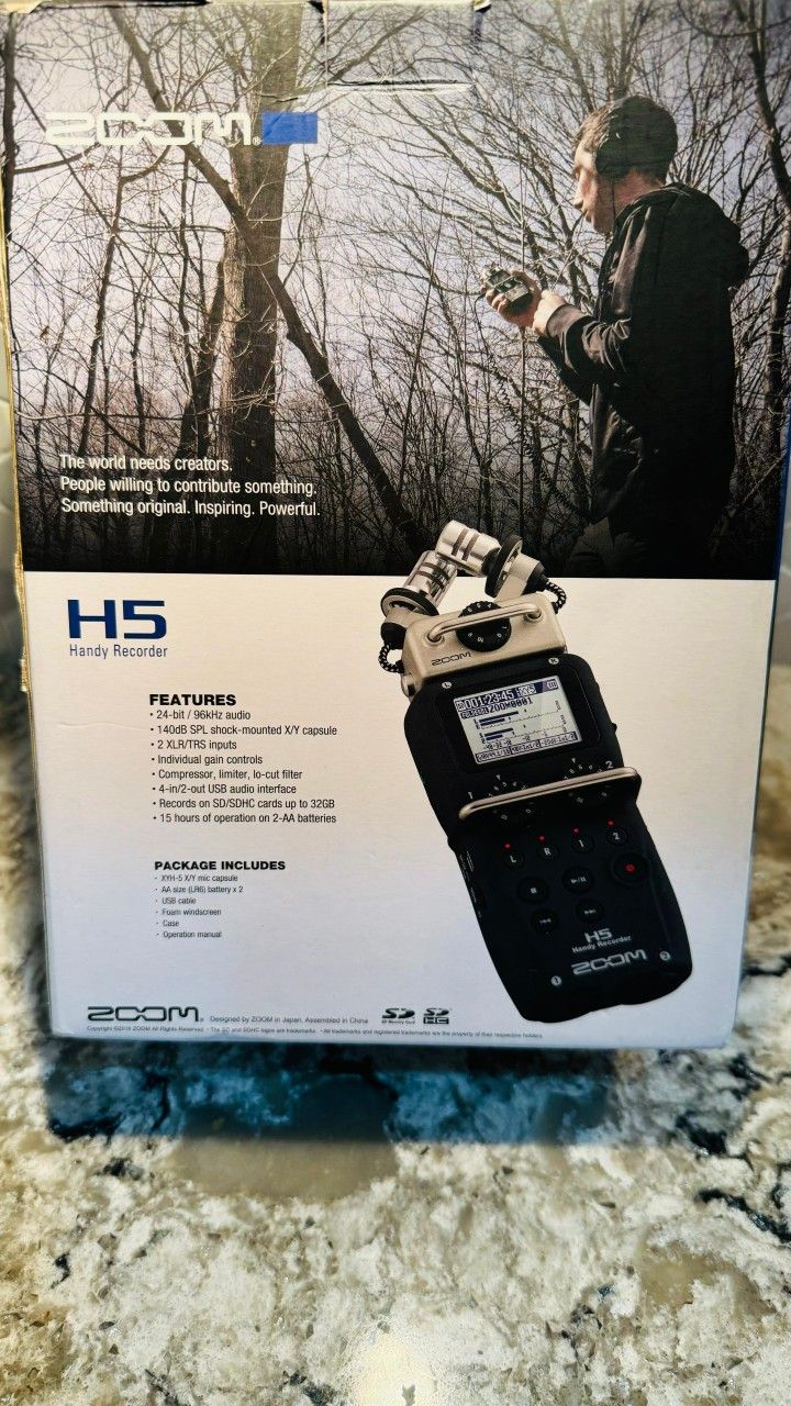 Zoom H5 Handy Recorder 4-Track Portable Digital Recorder 