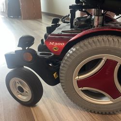 Permobil  HD 300 Electric Chair