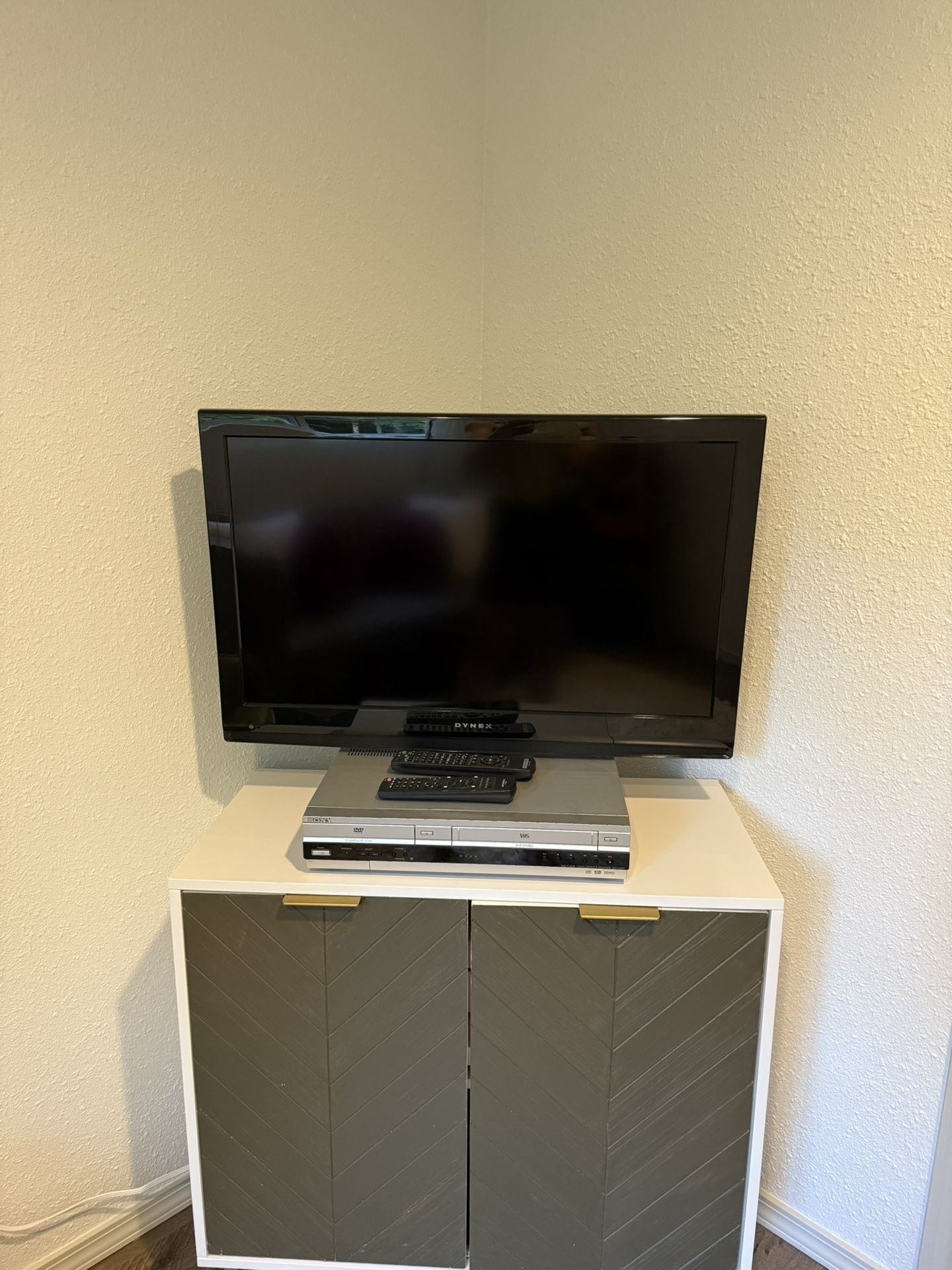TV