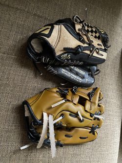 Kid’s baseball gloves