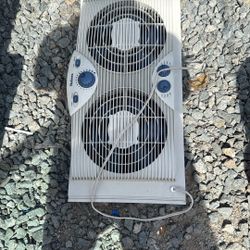 Double Window Fan Great For Summer 