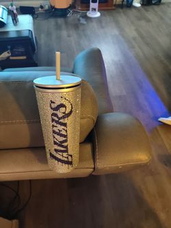 Lakers brand new tumbler