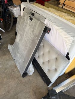 Twin bed set