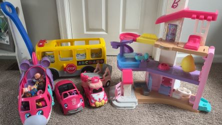 Fisher Price Little People Barbie Set