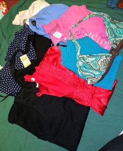 Womens Clothing Bundle Size LG