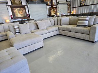 High-Quality Cozy & Comfortable Sectional Couch – $1,450