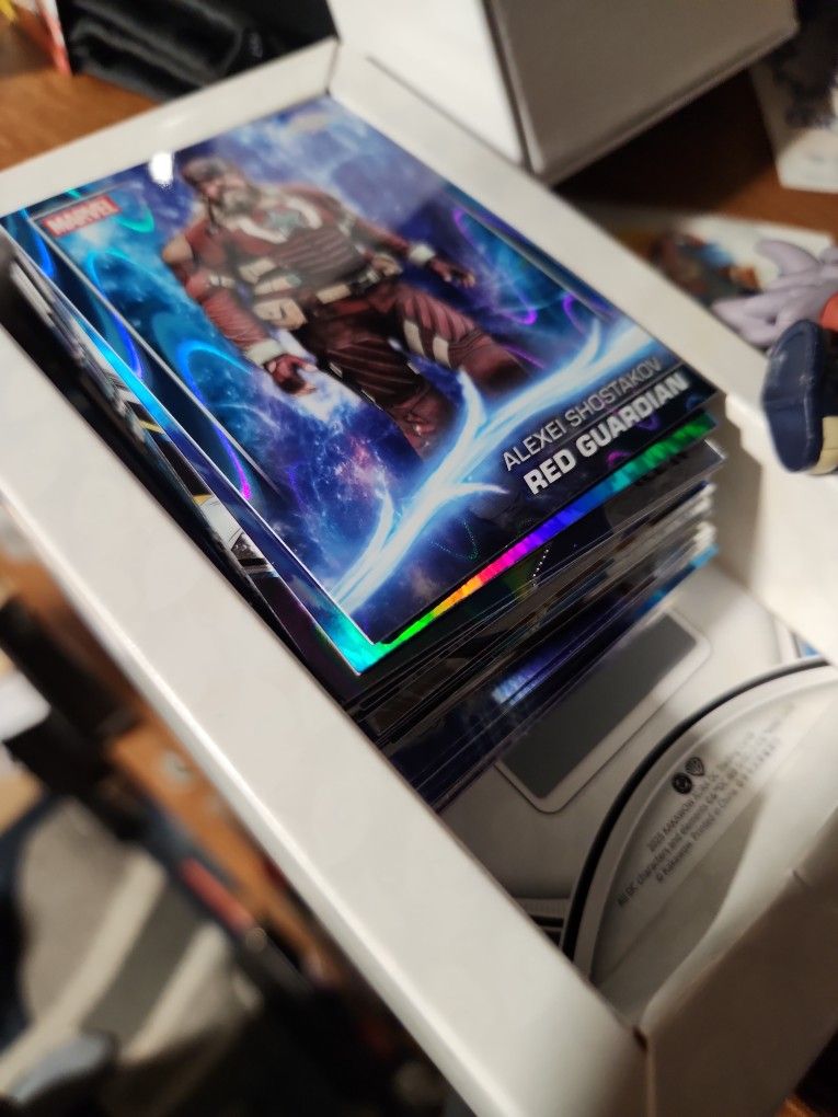Trading Card Lot DC Universe
