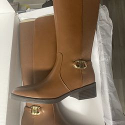 Tommy Hilfiger Boots 7.5