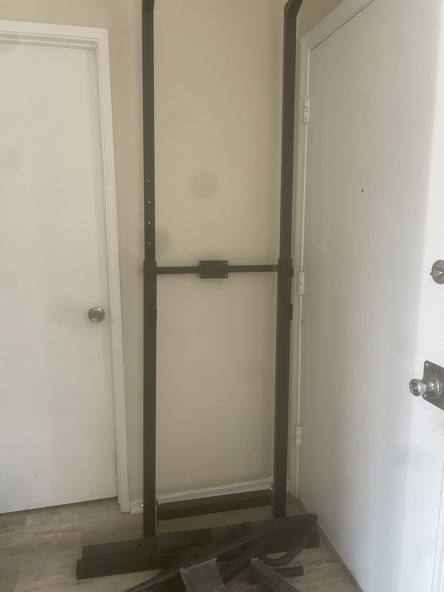 Pull Up Bar