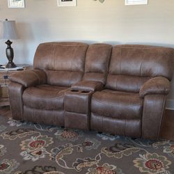 Alpine Ridge Loveseat