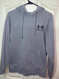 Men’s Under Armour Hoodie!!
