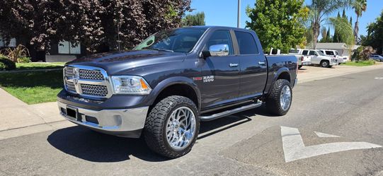 2016 Dodge Ram 1500 $14,000