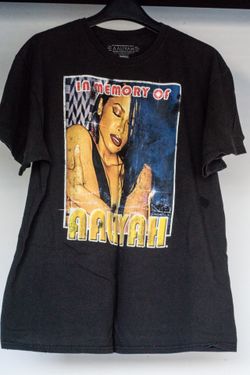 Aaliyah Shirt Size L