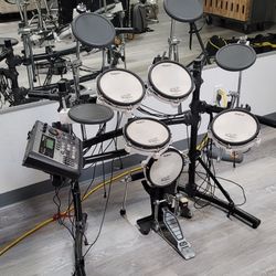 Roland TD 8 Vdrum Electronic Drum Set. for Sale in Vista CA OfferUp