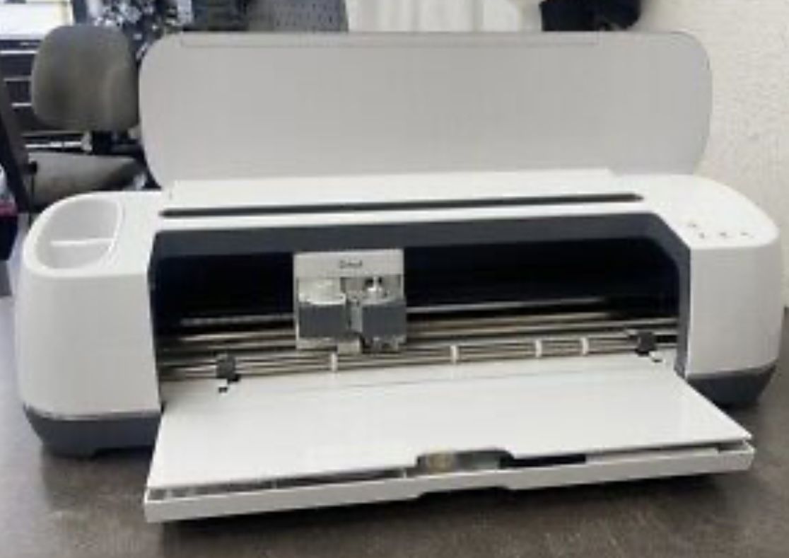 Cricut Maker Champagne Color