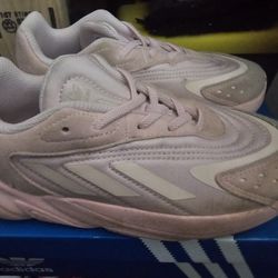 Adidas Ozelia