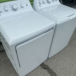 GE White Washer and Dryer Set