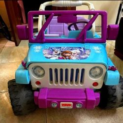 Power Wheels Disney Frozen Jeep Wrangler  With Music & Sounds