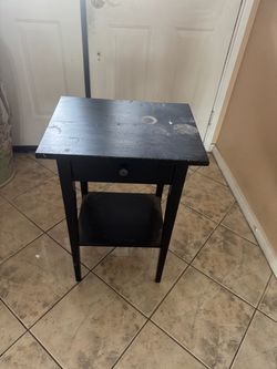 Free night stand