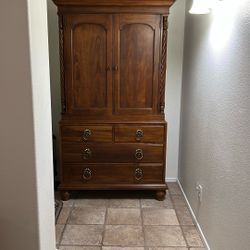 Henredon Armoire- Extra Storage for linens 