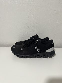 On Cloud Women Sneakers