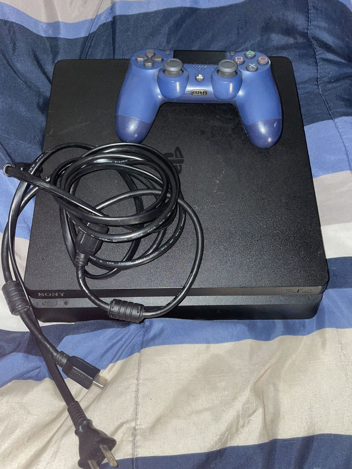 Working Ps4 (800GB)