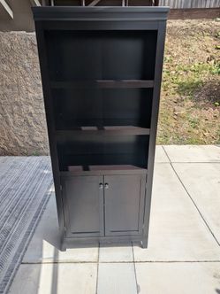 Hutch bookcase with doors