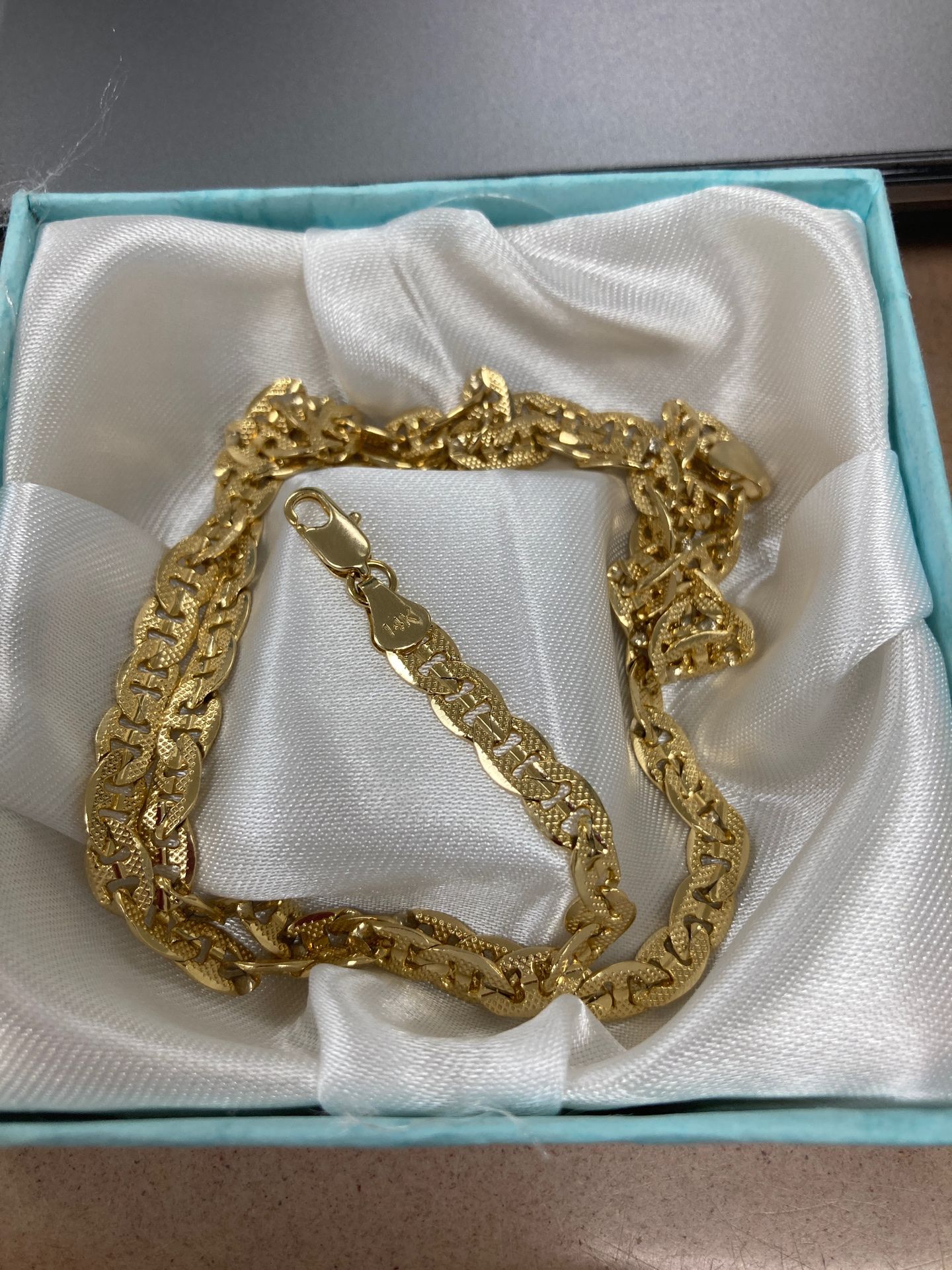 22inches 14k gold chain