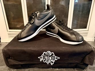 Rare Nike Cortez, Black Leather With Charcoal, Gray Swoosh New Without A Box