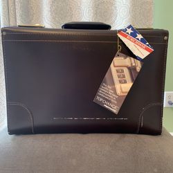 Leather Pilot’s / Business Case