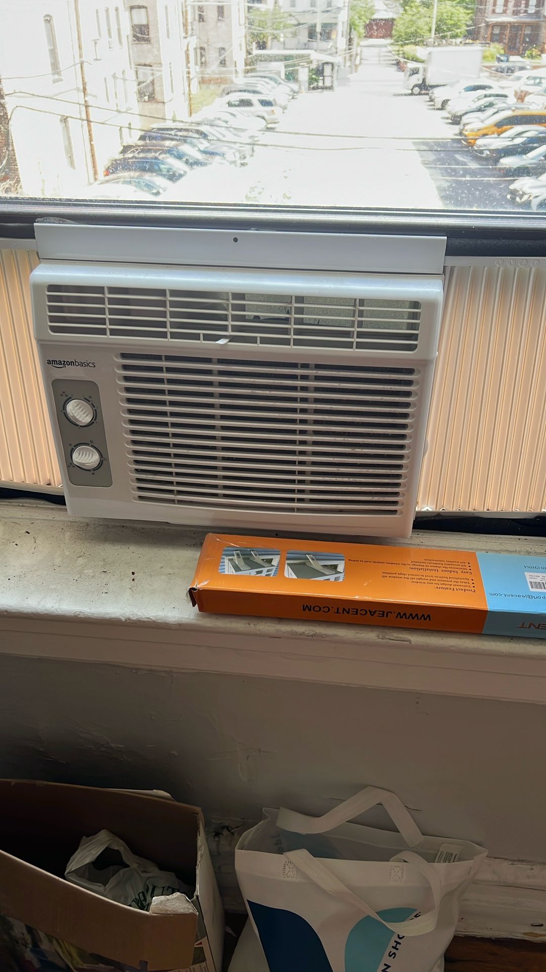 Amazon Basic A/C With Support Bracket