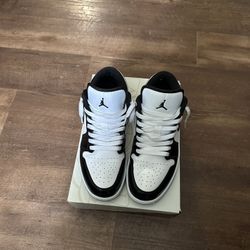 Jordan 1 low Concords