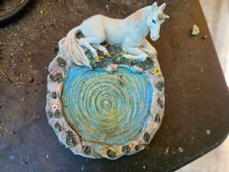 GNOME AND UNICORN ITEMS IN SAN LORENZO..4 TO $10